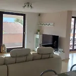 Apartma Kiana アパート Šempeter pri Gorici