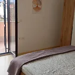 Apartma Kiana アパート