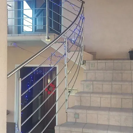 公寓 Apartma Kiana